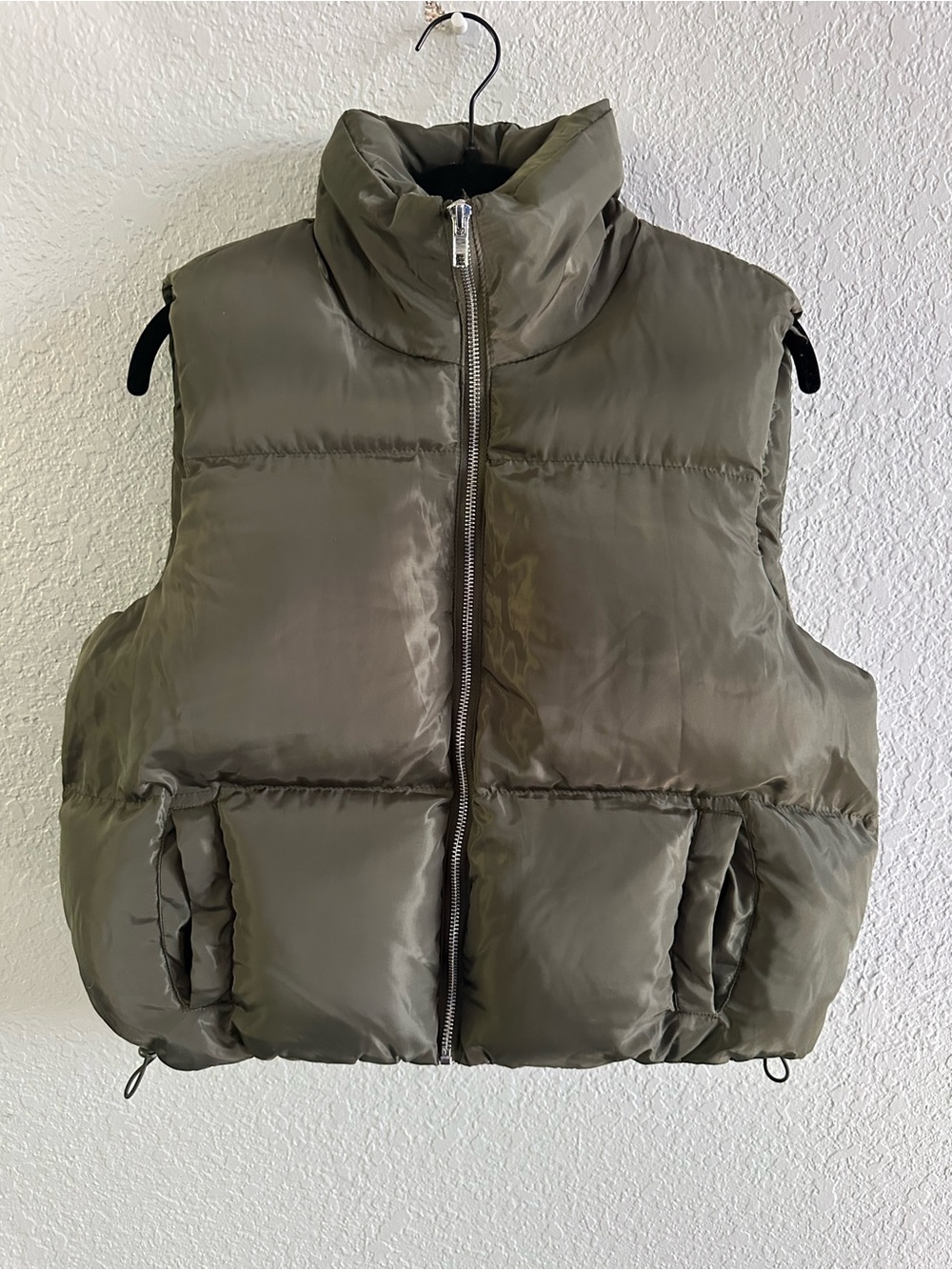 Faded Rose Olive Green Sherpa Lined Puffer Vest Size M